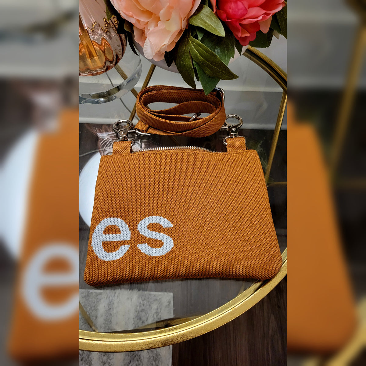 Curves Mini Tote